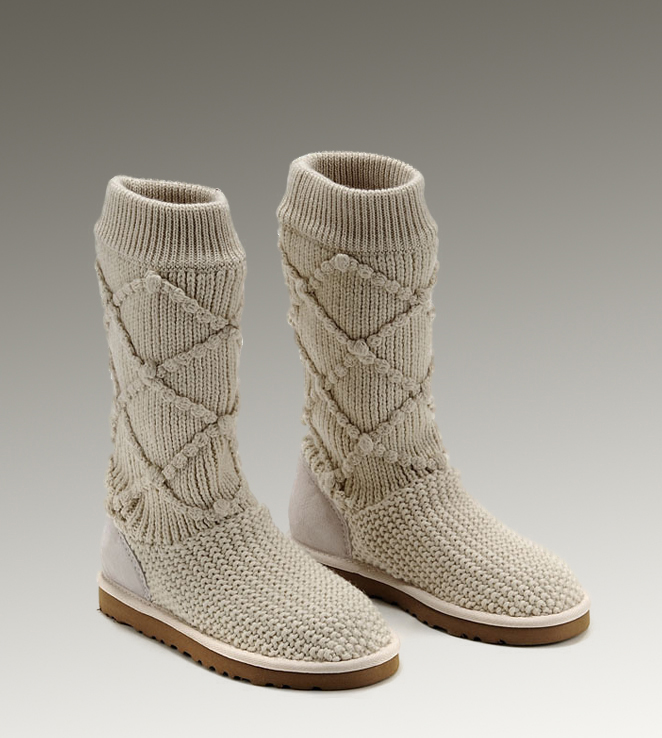 UGG Classic Cardy 5879 Boots Sand